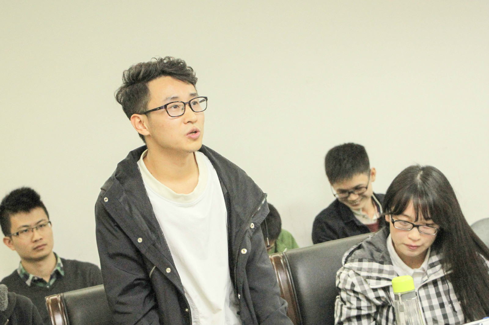 1479175482808997.png meeting3-3.jpg